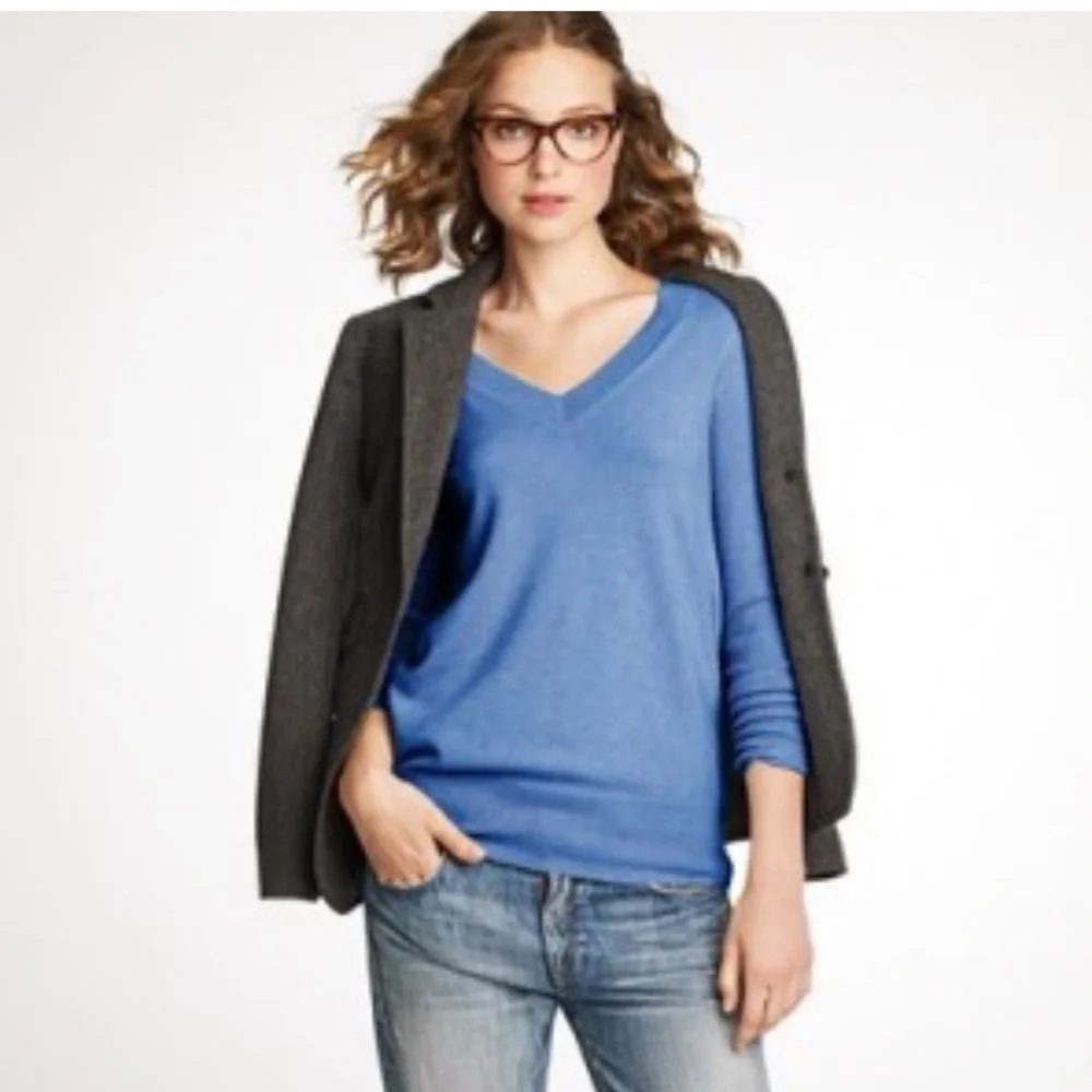 J.Crew Women’s Black 100% Italian Cashmere V-Neck Sweater— M